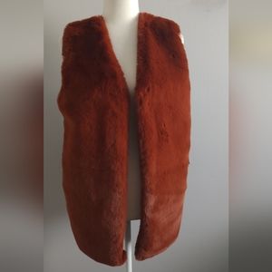 Vest  Liz Claiborne Faux FurLarge Snuggle Women Color Rust Winter Confortable